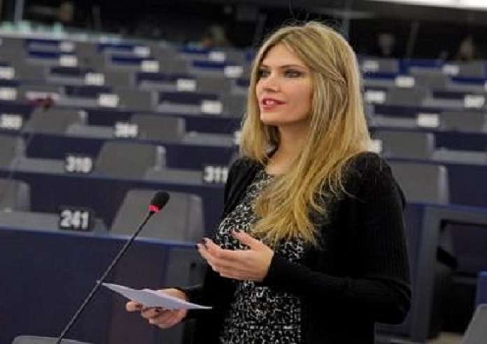 Εύα Καϊλή: Άντεξα και αντέχω για το παιδί μου