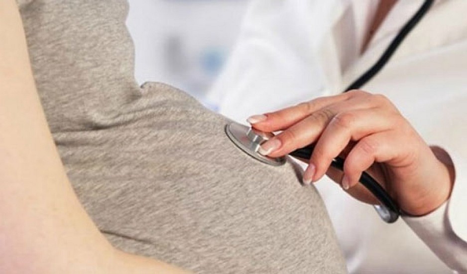 Κορονοϊός: Τι γίνεται σε περίπτωση εγκυμοσύνης μετά τον εμβολιασμό – Τι ισχύει για τον θηλασμό