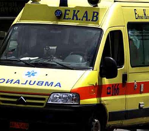 Κρήτη: Βράχος έπεσε πάνω σε αυτοκίνητο – Τραυματίστηκαν μητέρα και παιδί