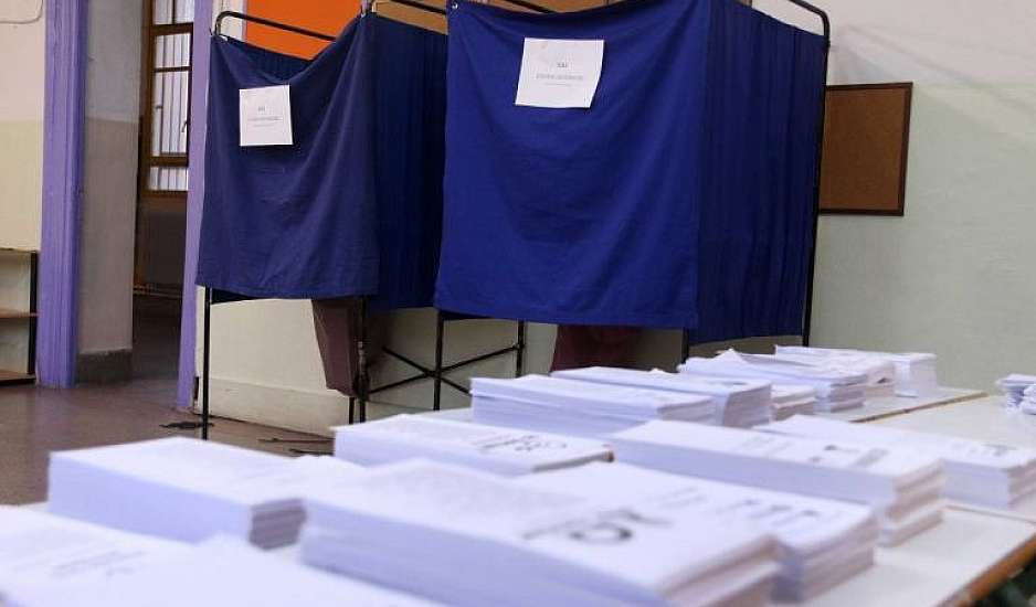 Δημοσκόπηση Opinion Poll: Στις 16,8 μονάδες η διαφορά ΝΔ και ΣΥΡΙΖΑ