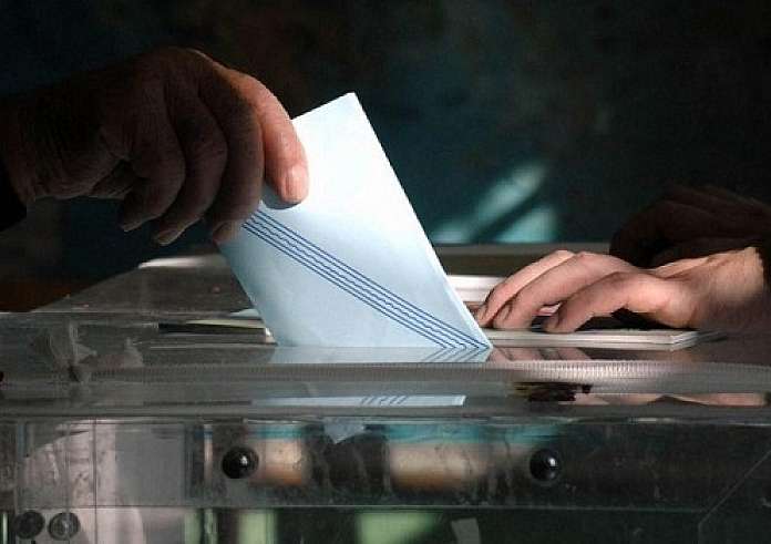 Συνελήφθη υποψήφιος ευρωβουλευτής στη Ροδόπη – Μοίραζε σταυρωμένα ψηφοδέλτια