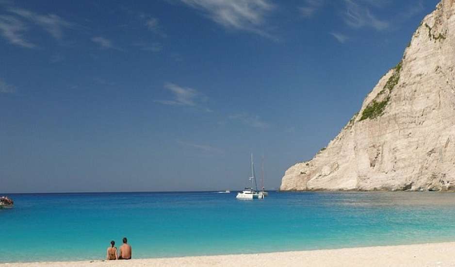 «Γαλάζια ΣημαίỨΠοιες 2 παραλίες της Αττικής δεν κατάφεραν να μπουν στην λίστα;