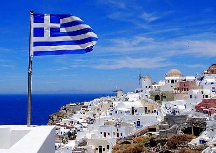 Τουρισμός: Πώς κινείται η φετινή σεζόν σε αριθμούς