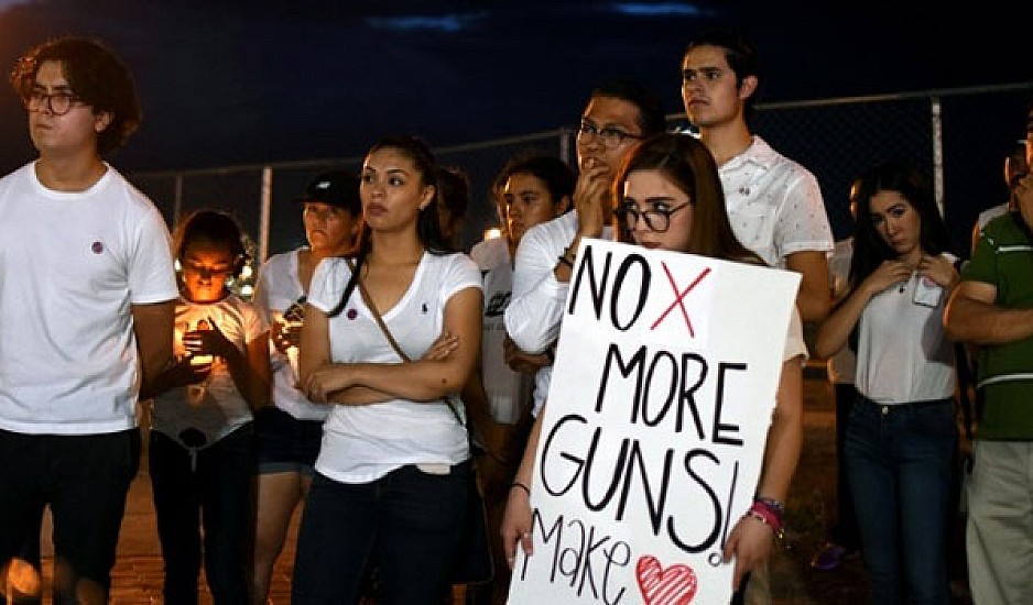 Ελ Πάσο: Έβαλε το σώμα του μπροστά σ’ αυτό της γυναίκας του για να δεχθεί εκείνος τη σφαίρα