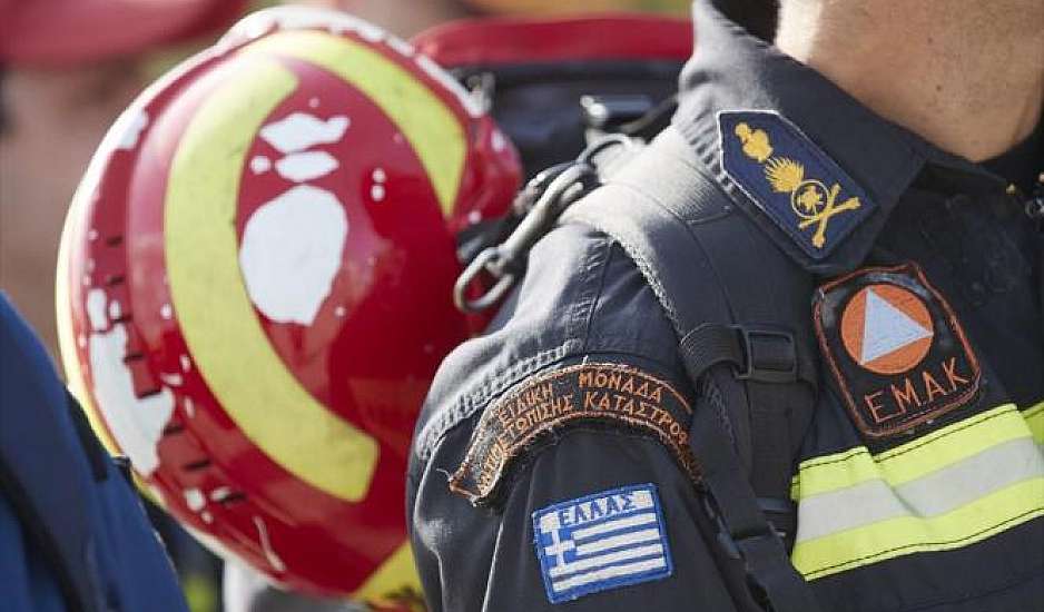 Άρτα: H ΕΜΑΚ έσωσε δύο παιδιά που παρασύρθηκαν από τα νερά στον Άραχθο