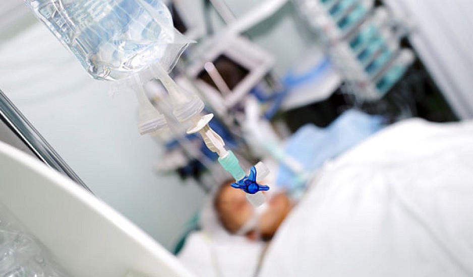 Κάλυμνος: Ιδιώτες προσφέρουν φιάλες οξυγόνου για τις ανάγκες τους ασθενείς με κορονοϊό