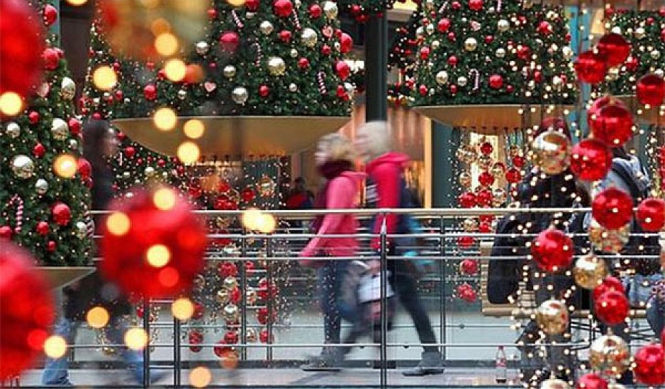Εορταστικό ωράριο Χριστουγέννων: Ποιες Κυριακές θα είναι ανοιχτά τα καταστήματα