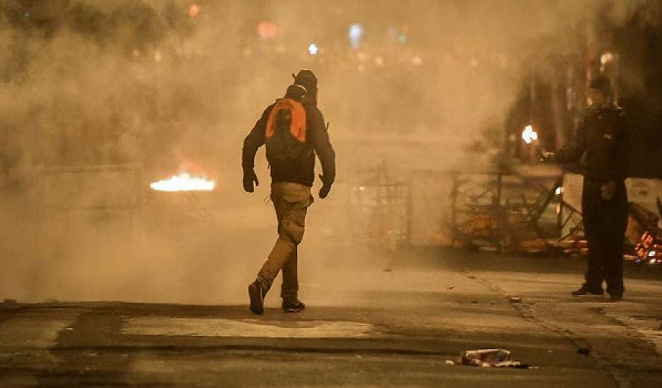 Νέο Ηράκλειο: Τραυματίστηκε σοβαρά 16χρονη σε αντιφασιστική εκδήλωση