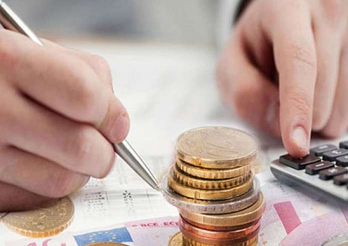 Μικρομεσαίες επιχειρήσεις: Πότε καταβάλλεται η τρίμηνη επιδότηση ρεύματος