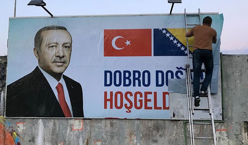Ο Ερντογάν αλιεύει ψήφους εκτός συνόρων