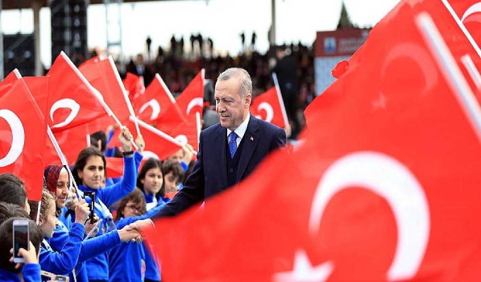 Τουρκικές εκλογές: Εκατομμύρια στις κάλπες - Φαβορί ο Ερτογάν