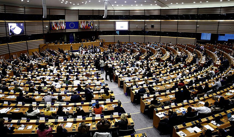 Κορονοϊός: Ένας 40χρονος ο πρώτος νεκρός στο Ευρωπαϊκό Κοινοβούλιο