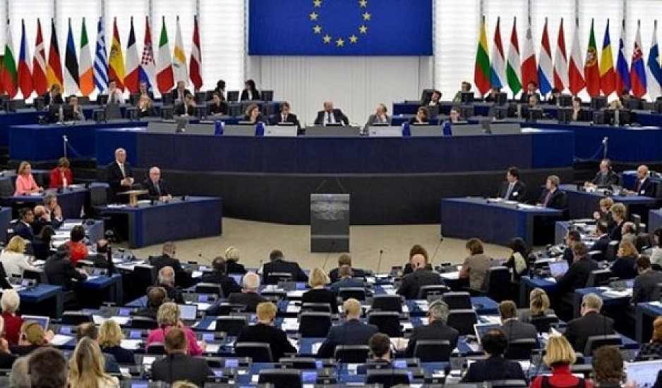 Πόσα χρήματα βγάζει ένας ευρωβουλευτής: Τα επιδόματα και οι παροχές