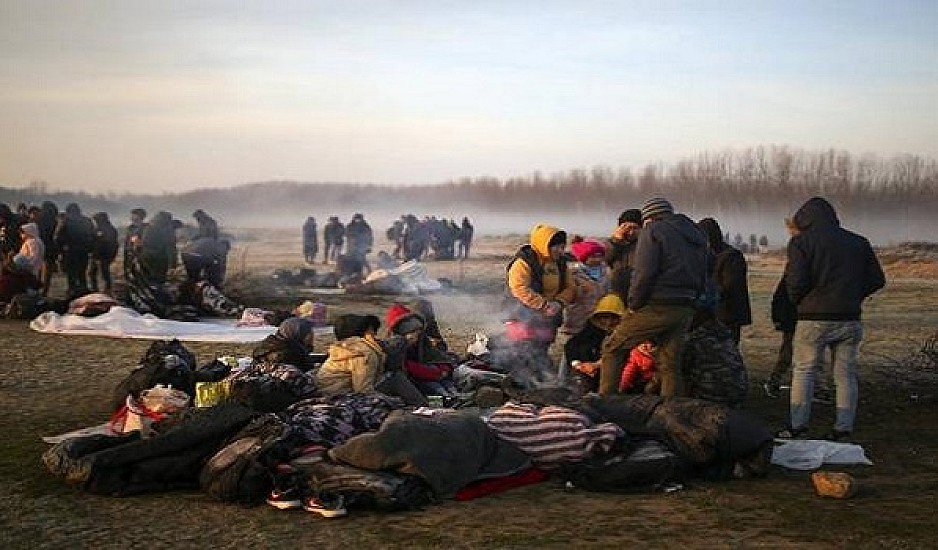 Έβρος: Σκηνικό πολέμου με μολότοφ δακρυγόνα και πετροπόλεμο