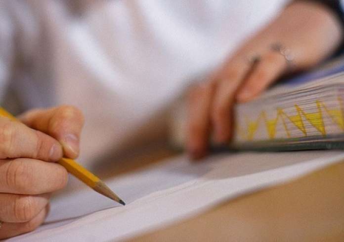 Ποια η διδακτέα - εξεταστέα ύλη των πανελλαδικώς εξεταζόμενων μαθημάτων των ΕΝ.Ε.Ε.ΓΥ.-Λ.