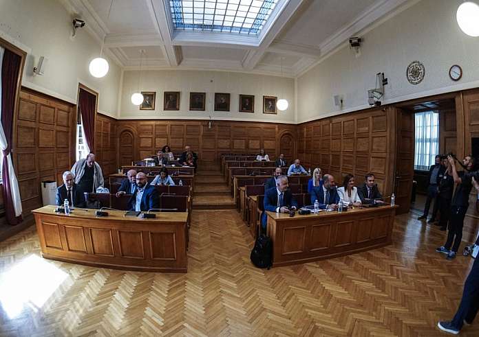 Αποχώρησε η αντιπολίτευση από την συνεδρίαση της εξεταστική για τις υποκλοπές