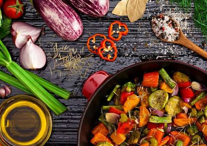 Πώς το mindful eating και η υγιής σχέση με το φαγητό μπορεί να ωφελήσει απίστευτα το σώμα σου;