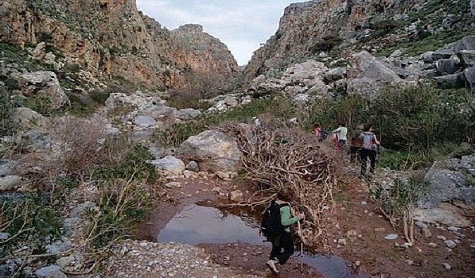 Κρήτη:  Συναγερμός για Γάλλο τουρίστα που χάθηκε στο φαράγγι της Ζάκρου