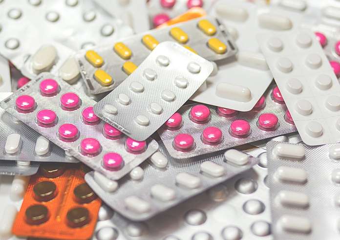 Δες γιατί δεν πρέπει ποτέ να πετάς τα φύλλα οδηγιών των φαρμάκων