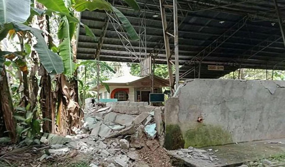 Σεισμός στις Φιλιππίνες: Νεκρός ένας μαθητής - Πολλοί τραυματίες