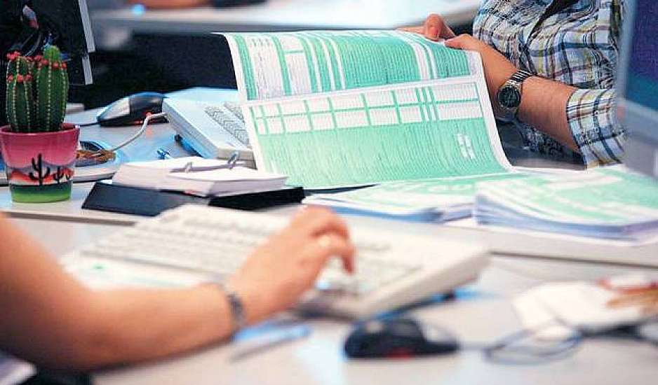 Χωρίς επιπλέον φόρο 7 στα 10 εκκαθαριστικά – Ποιοι πρέπει να βιαστούν στις φορολογικές δηλώσεις