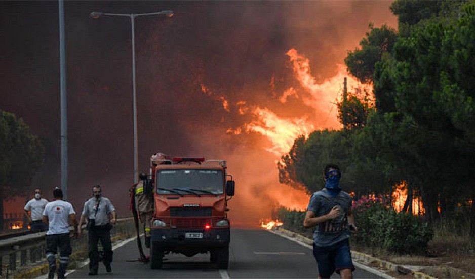 Δασοφύλακες για πυρκαγιά: Η μάχη χάθηκε στην Πεντέλη. Υπάρχουν ευθύνες