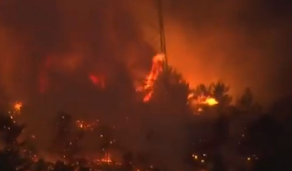 Πυρκαγιά στον Υμηττό: Οι συγκλονιστικές εικόνες που μετέδωσαν Sky News και RT