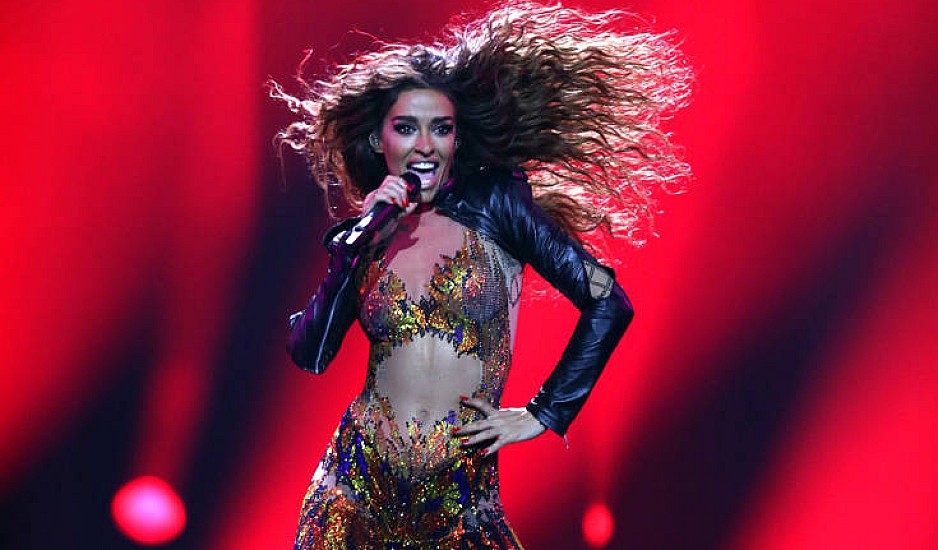 Η σέξι εμφάνιση της Ελένης Φουρέιρα στον τελικό της Eurovision στην Ισλανδία
