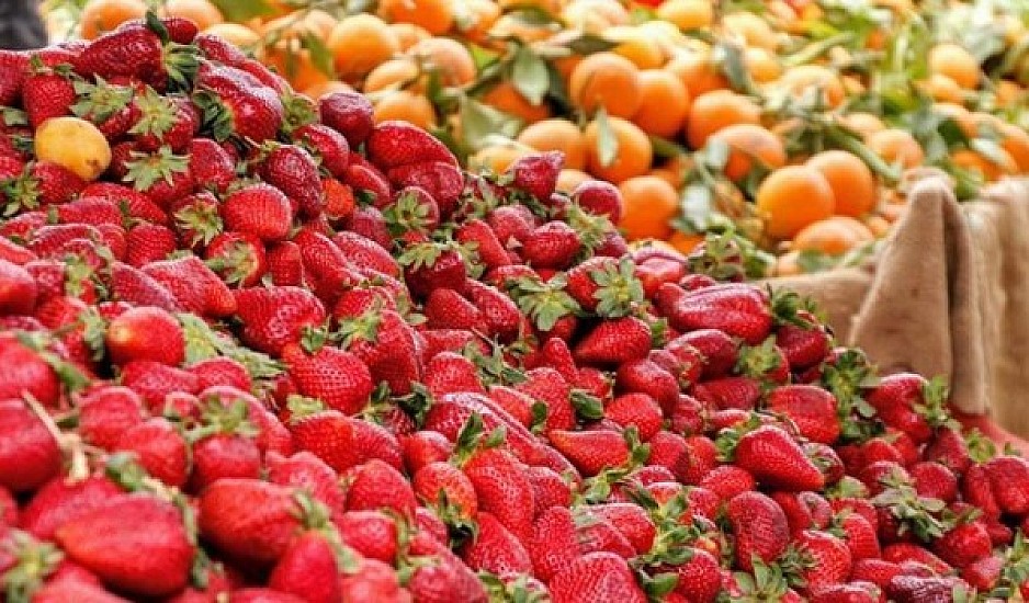 Μολυσμένα με παρασιτοκτόνα τα φρέσκα φρούτα. Συνδέονται με ασθένειες