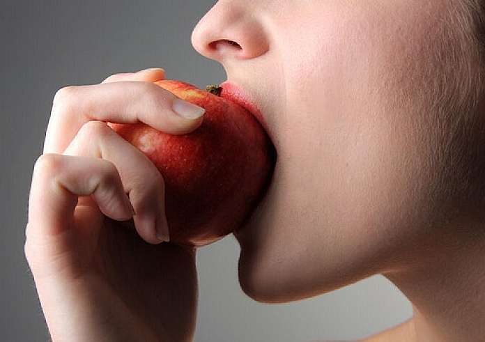 Διατροφή: Μύθοι και αλήθειες για τα φρούτα - Τι ώρα πρέπει να τα τρως