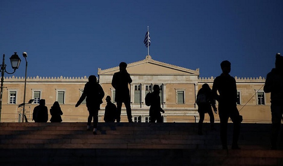 ΕΛΣΤΑΤ: Ο μέσος Έλληνας δεν μπορεί να καλύψει βασικές ανάγκες ύψους 395 ευρώ