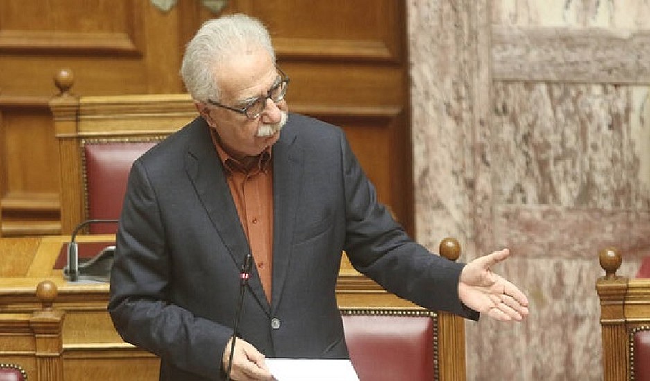 Έντονο κλίμα στη Βουλή για το νομοσχέδιο Γαβρόγλου. Σφοδρή επίθεση από την αντιπολίτευση