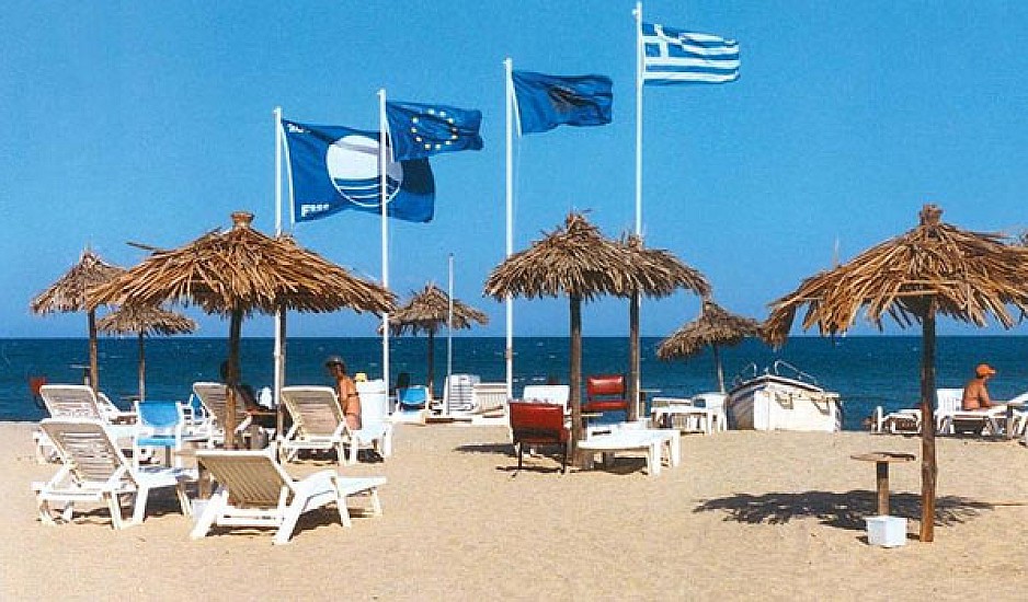 Γαλάζιες σημαίες 2022: Δεύτερη παγκοσμίως η Ελλάδα - Οι 581 παραλίες που βραβεύτηκαν