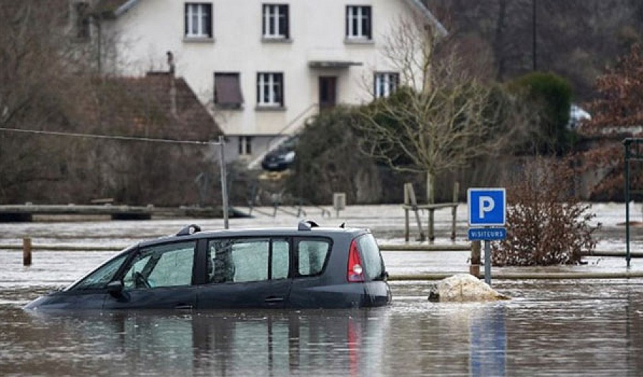 Τουλάχιστον 13 νεκροί από τις πλημμύρες στη νότια Γαλλία