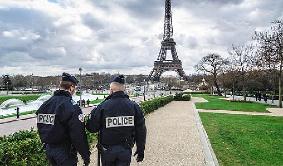 Επίθεση με μαχαίρι στο Παρίσι. Ένας νεκρός και 2 τραυματίες