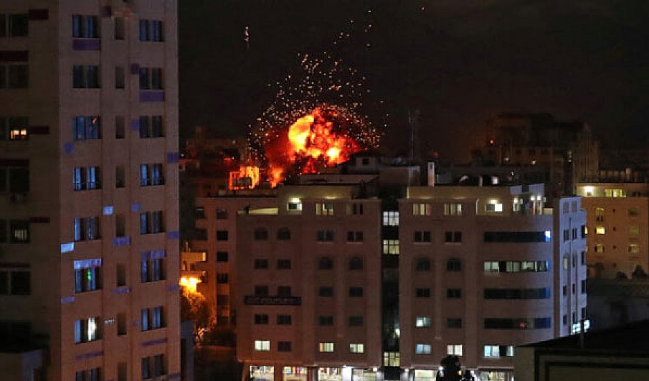 Εκρηκτικό κλίμα στη Μέση Ανατολή: Σειρήνες στο Ισραήλ - Βομβάρδισαν το πρακτορείο Anadolu στη Γάζα