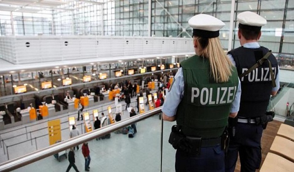 Απειλές από τη γερμανική αστυνομία: Αν μετακινηθούν πρόσφυγες - Καψόνια στους Έλληνες