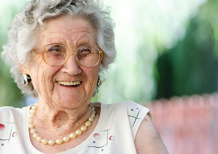 Τα 100 μυστικά της γιαγιάς. Τα κόλπα που πρέπει να ξέρει κάθε νοικοκυρά
