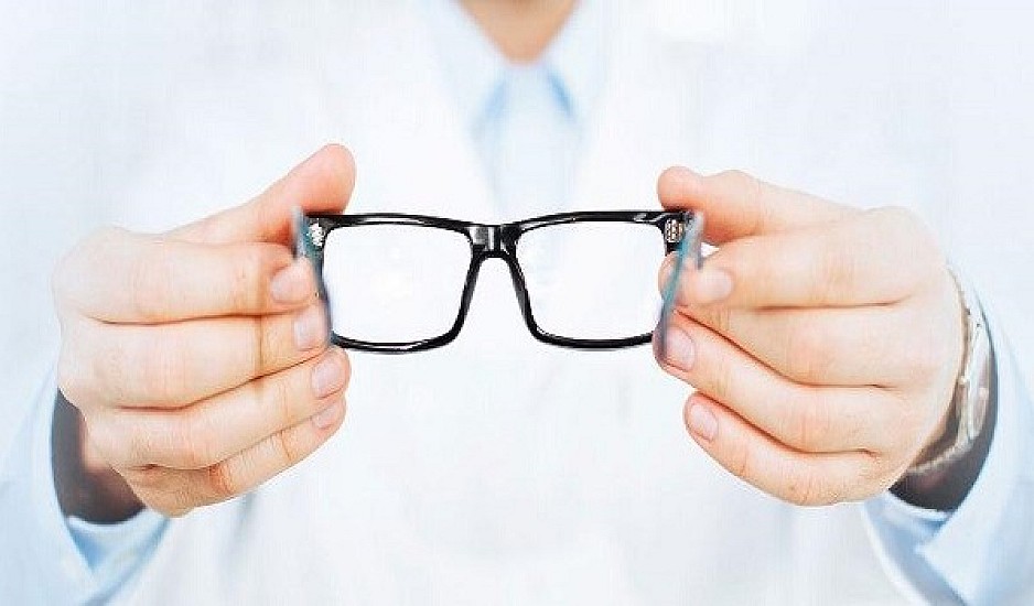 ΕΟΠΥΥ: Ποιους ασφαλισμένους αποζημιώνει για τα γυαλιά οράσεως