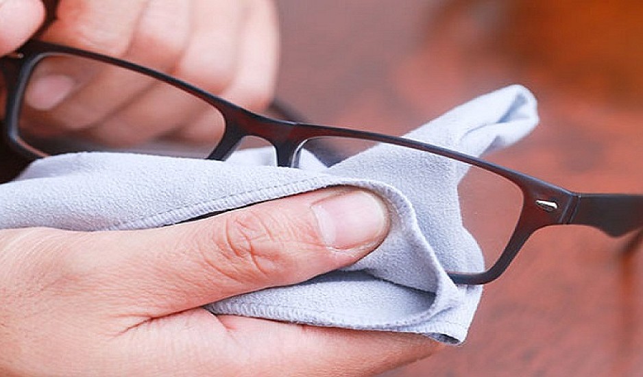 Γυαλιά: Πώς να αντιμετωπίσετε τις γρατσουνιές
