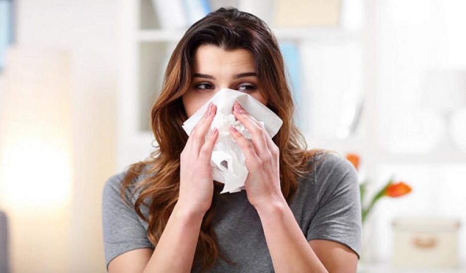 Πώς να ξεχωρίσετε τα συμπτώματα μεταξύ κορωνοϊού, κρυώματος, αλλεργίας και γρίπης