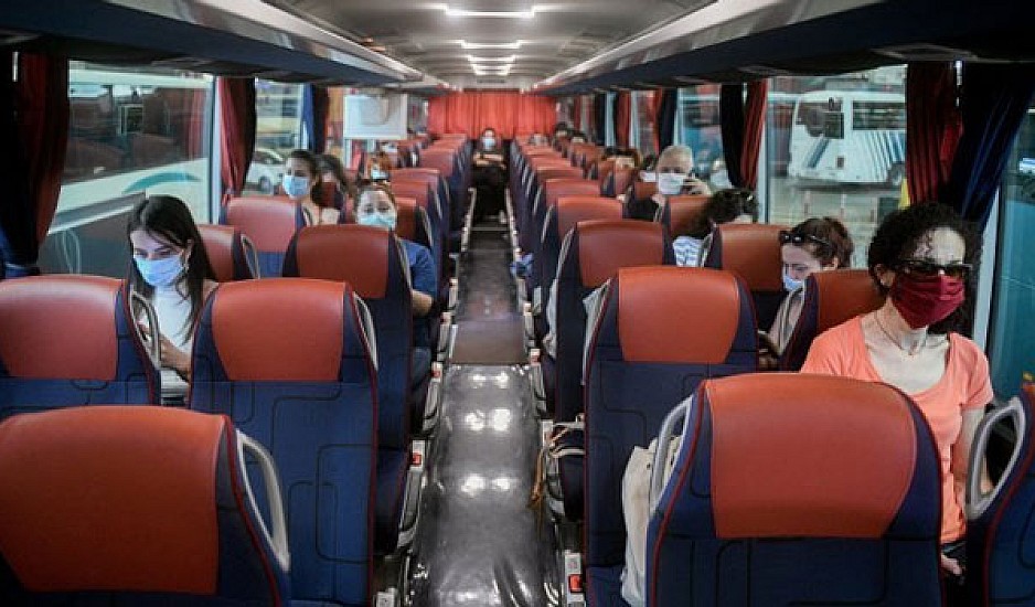 Τουριστικά λεωφορεία: Plexiglass μεταξύ οδηγού και επιβατών - Τι ισχύει για μάσκες και κλιματισμό