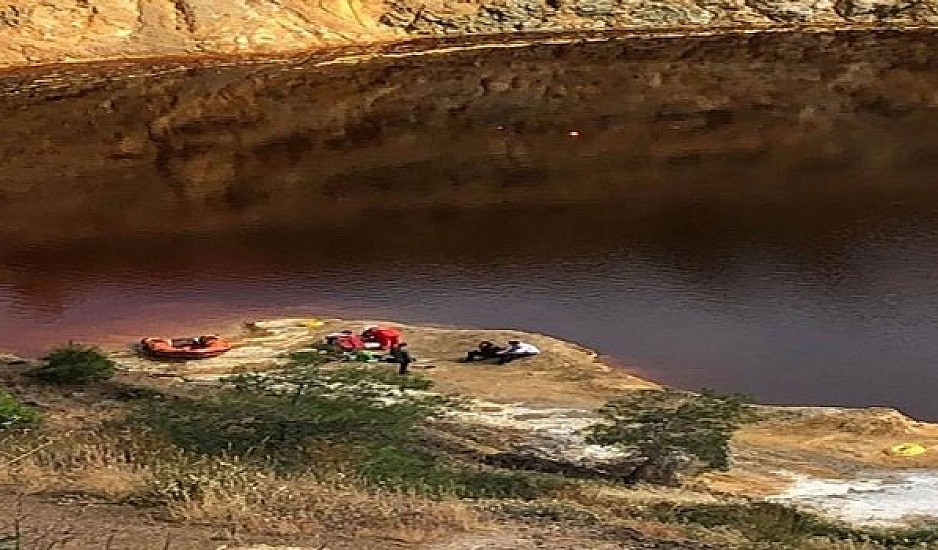 Kύπρος: Ανασύρουν τις βαλίτσες του θανάτου από την Κόκκινη λίμνη
