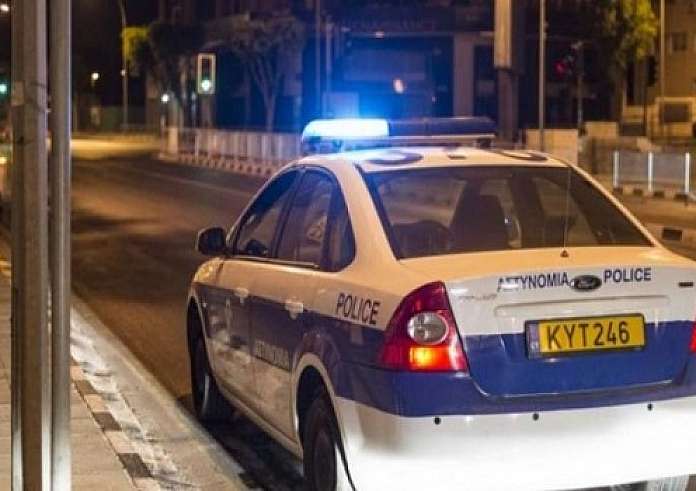 Σοκάρει βίντεο από τη Λεμεσό: Χτυπούν άστεγο μετανάστη και καίνε μαγαζί