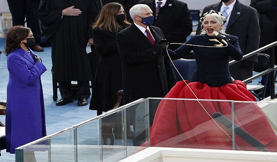 Ορκωμοσία Μπάιτεν - Συγκλόνισε η Lady Gaga τραγουδώντας τον εθνικό ύμνο