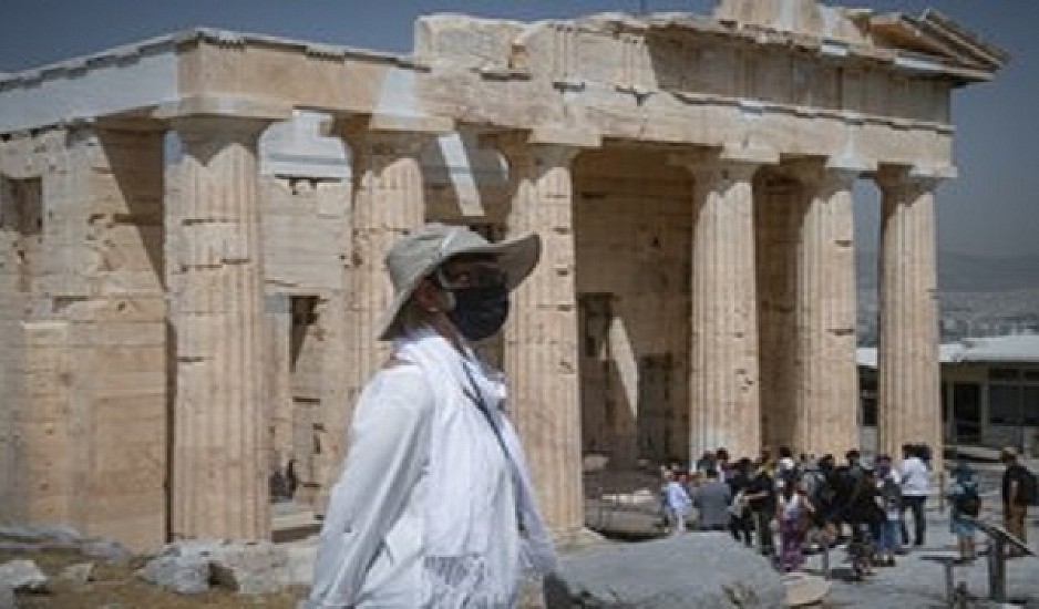 Η λευκή λίστα του τουρισμού: 20 χώρες παίρνουν διαβατήριο για την Ελλάδα - Ποιες παραμένουν σε καραντίνα