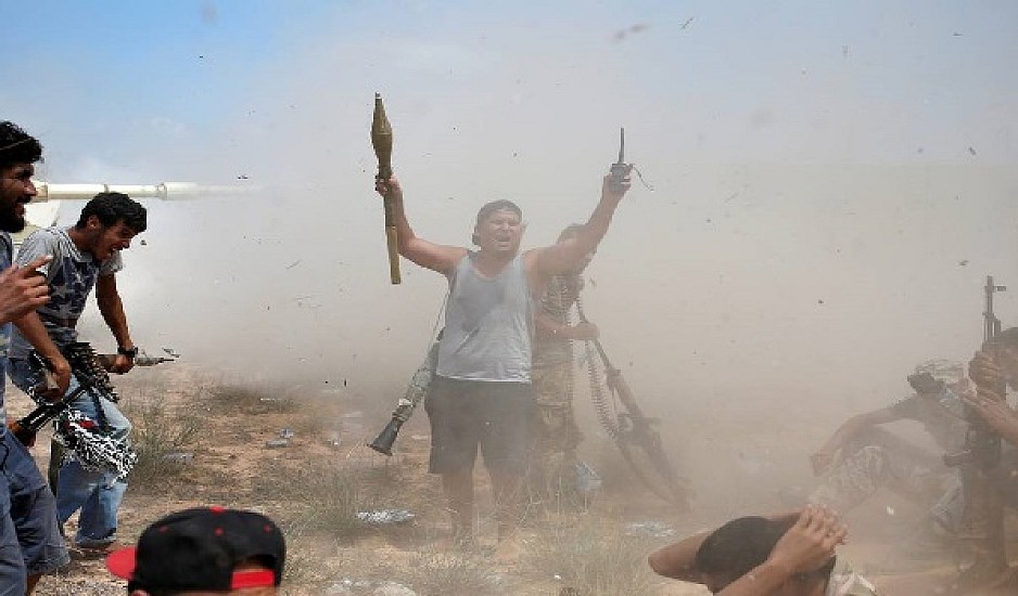 Λιβύη: Οι Τούρκοι «χάνουν» drones ΤΒ2, τεθωρακισμένα και «όπλα του κουτιού» από τον στρατό του Χάφταρ