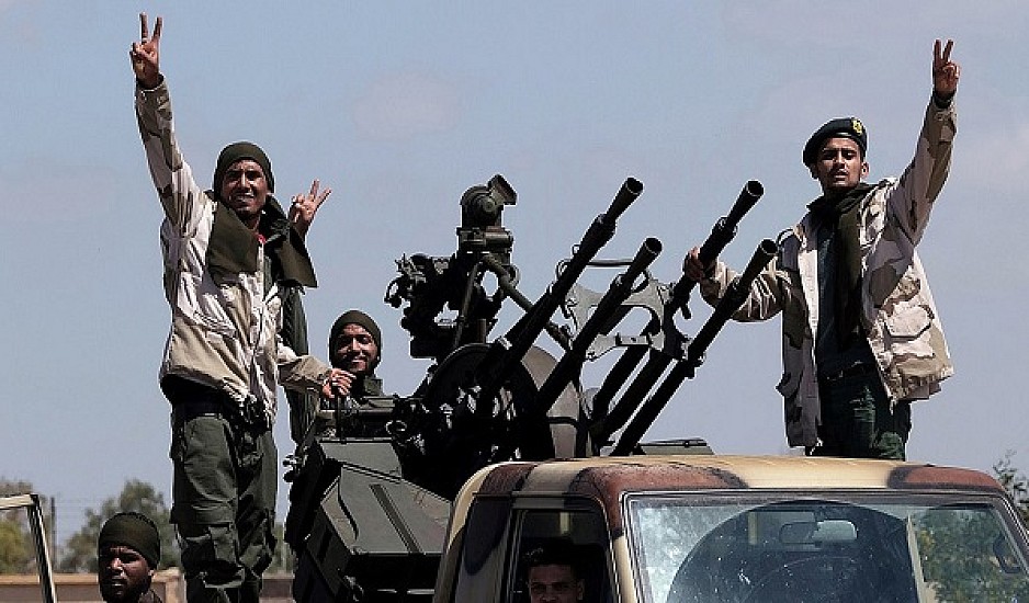 Λιβύη: Οι δυνάμεις του Χαφτάρ πλησιάζουν στην Τρίπολη - Κατέλαβαν θέσεις κλειδιά. Στέλνει στρατό ο Ερτογάν