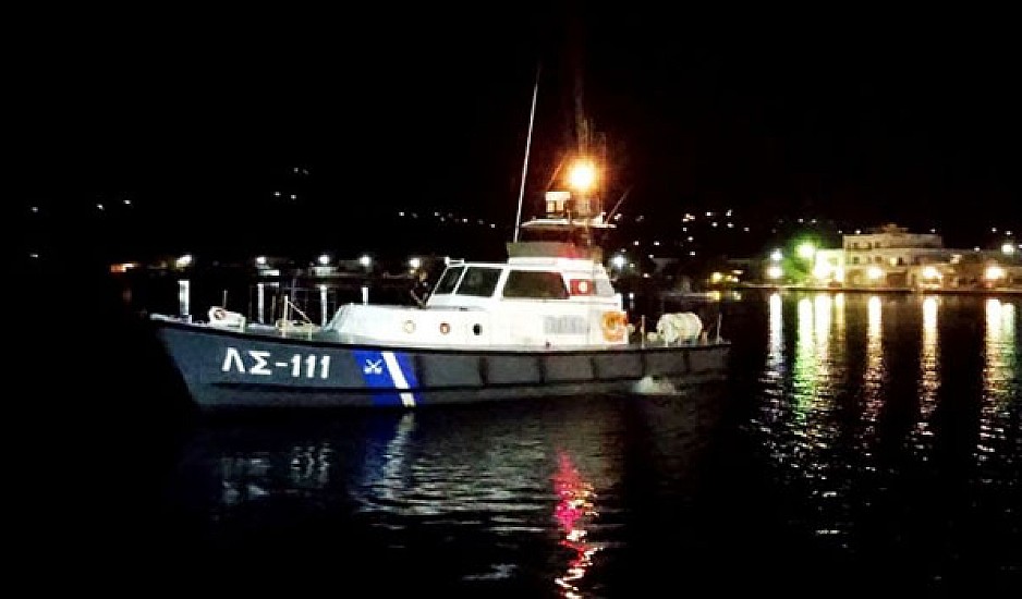 Ολονύχτιο θρίλερ ανοιχτά της Κρήτης: Τρεις νεκροί και 53 διασωθέντες μετά από βύθιση σκάφους