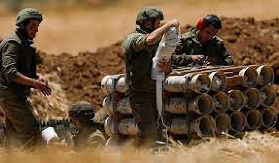 Φλέγεται η Μέση Ανατολή: Άρματα μάχης αναπτύσσονται κατά μήκος των συνόρων με τη Λωρίδα της Γάζας